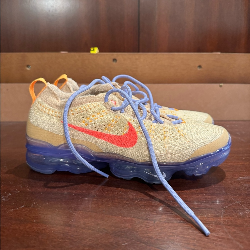 Nike Vapormax Flyknit 2023 Pale Vanilla, Size 6.5W